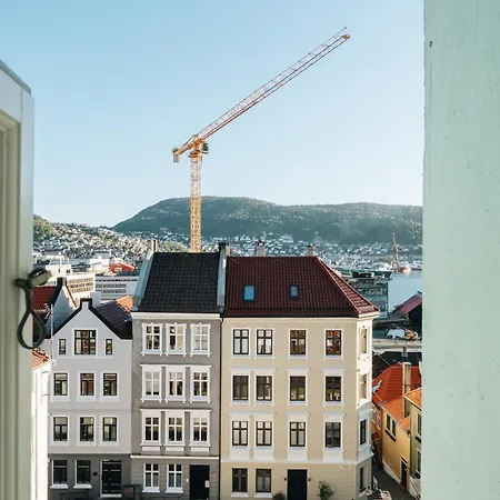 Unique Apartment-romantic Street-easy Check-in Bergen