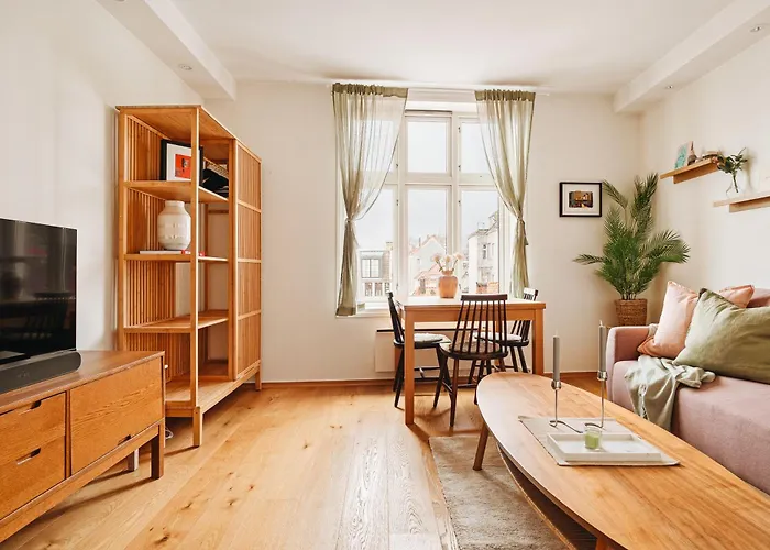 Unique Apartment-romantic Street-easy Check-in Apartment *